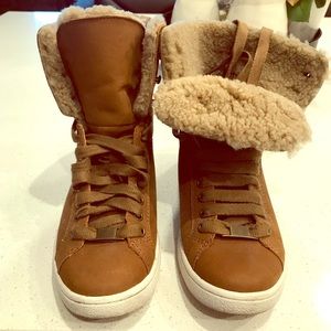 Ugg Starlyn Boots